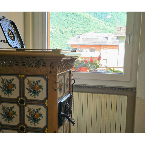 Iseofinestre a Breno in Provincia di Brescia in Vallecamonica
